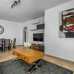 Coto Real By Interhome شقة