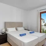Coto Real By Interhome